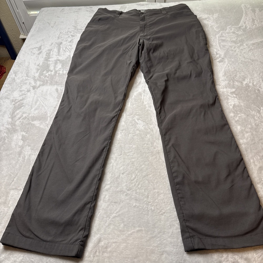 Wrangler‎ Outdoor Men's Lined Smoke Gray/Green Pants Size 36x32